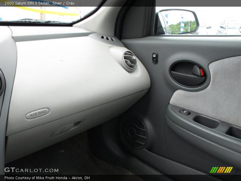 Silver / Gray 2003 Saturn ION 3 Sedan