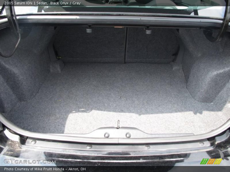 Black Onyx / Gray 2005 Saturn ION 1 Sedan