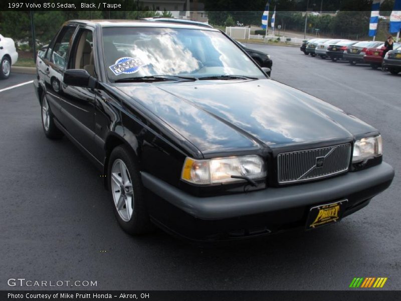 Black / Taupe 1997 Volvo 850 Sedan