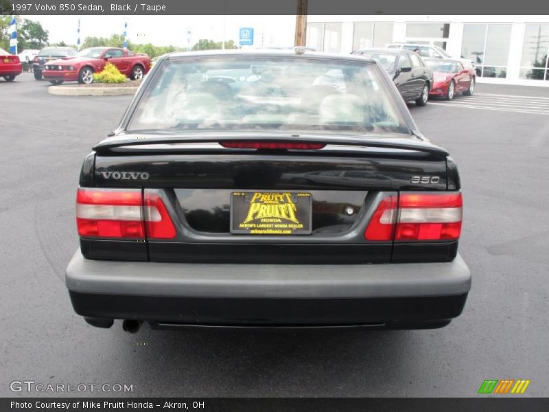 Black / Taupe 1997 Volvo 850 Sedan
