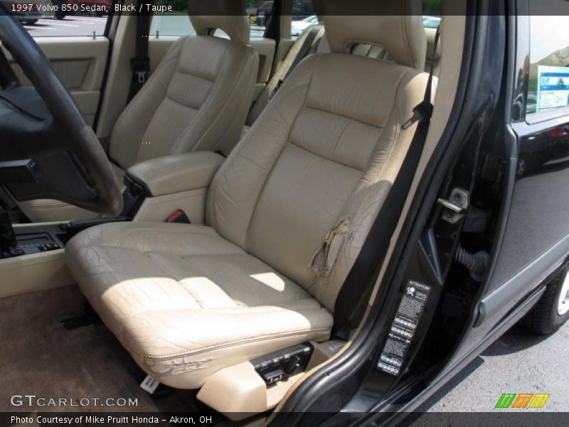 Black / Taupe 1997 Volvo 850 Sedan