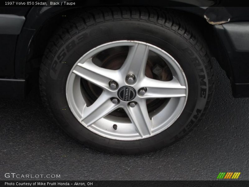 Black / Taupe 1997 Volvo 850 Sedan