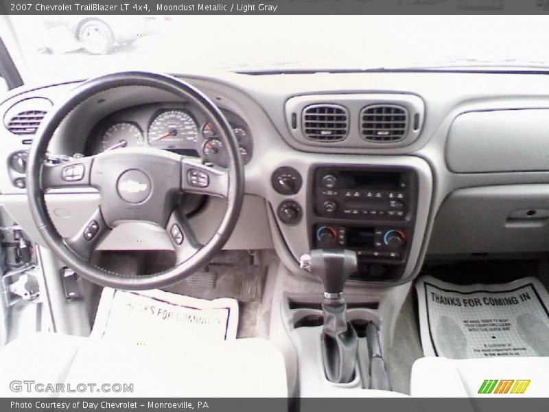 Moondust Metallic / Light Gray 2007 Chevrolet TrailBlazer LT 4x4