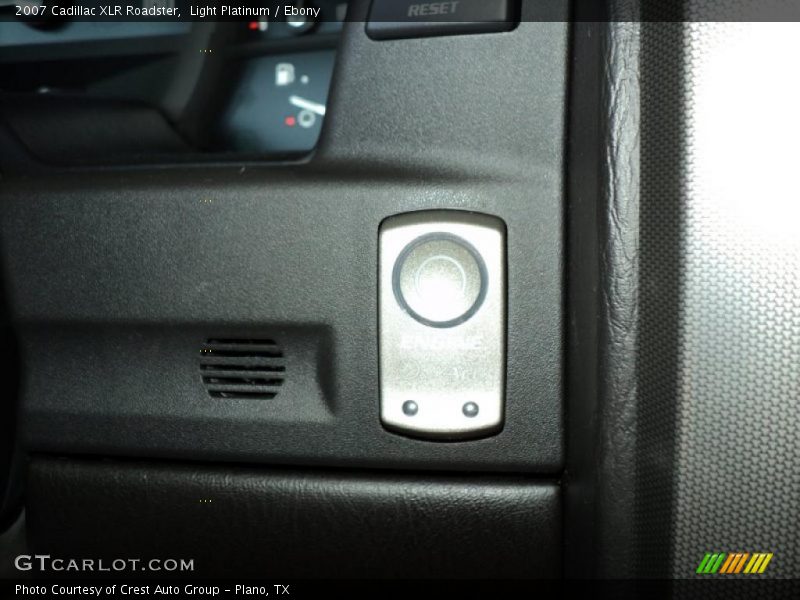 Light Platinum / Ebony 2007 Cadillac XLR Roadster