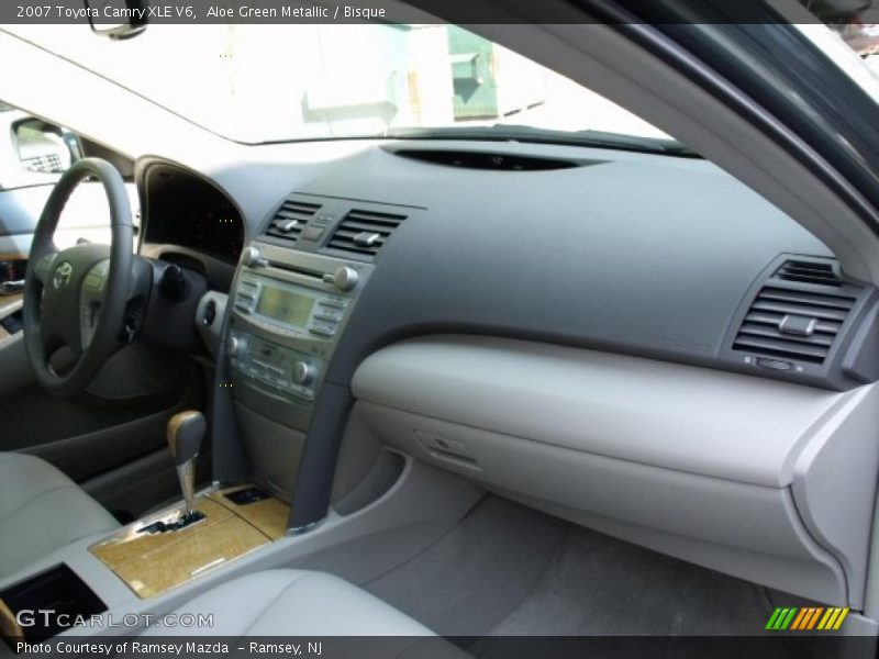 Aloe Green Metallic / Bisque 2007 Toyota Camry XLE V6