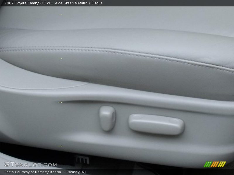 Aloe Green Metallic / Bisque 2007 Toyota Camry XLE V6