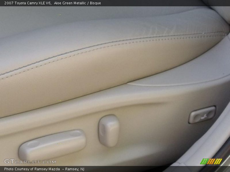 Aloe Green Metallic / Bisque 2007 Toyota Camry XLE V6