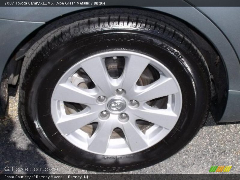 Aloe Green Metallic / Bisque 2007 Toyota Camry XLE V6