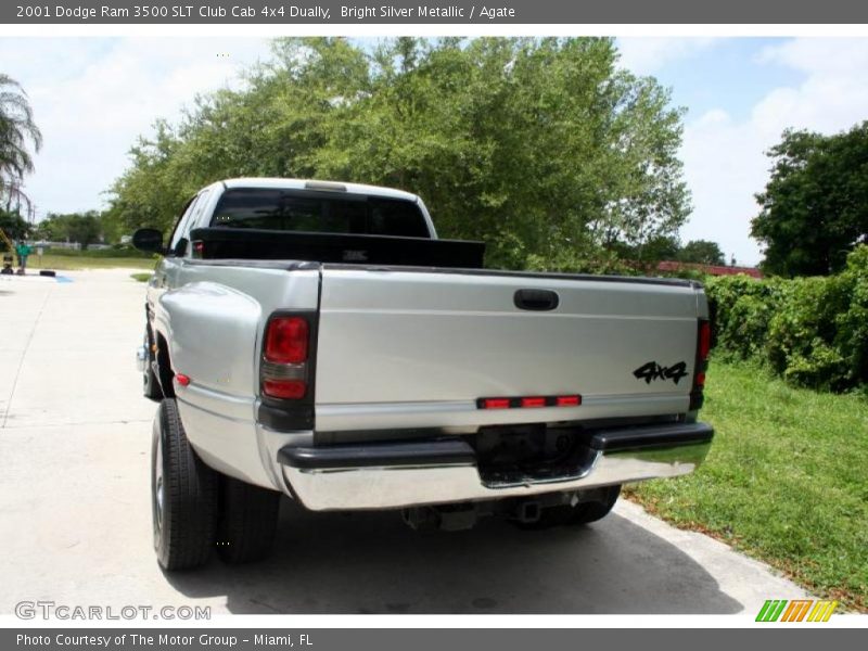 Bright Silver Metallic / Agate 2001 Dodge Ram 3500 SLT Club Cab 4x4 Dually