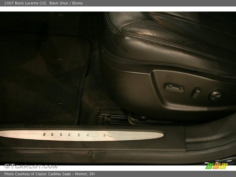 Black Onyx / Ebony 2007 Buick Lucerne CXS