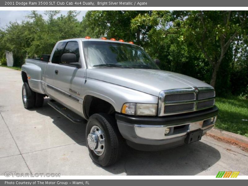 Bright Silver Metallic / Agate 2001 Dodge Ram 3500 SLT Club Cab 4x4 Dually
