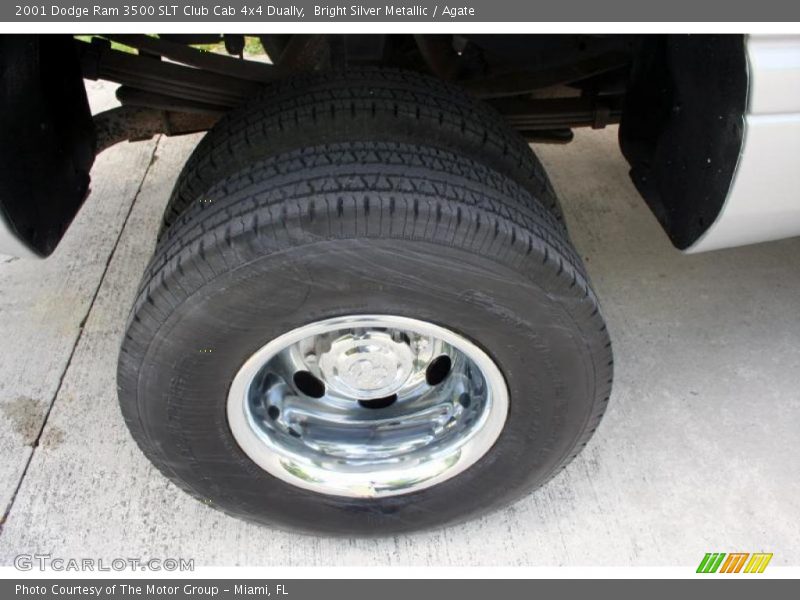 Bright Silver Metallic / Agate 2001 Dodge Ram 3500 SLT Club Cab 4x4 Dually