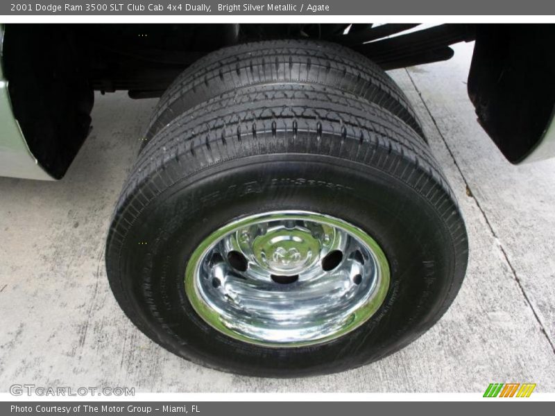 Bright Silver Metallic / Agate 2001 Dodge Ram 3500 SLT Club Cab 4x4 Dually