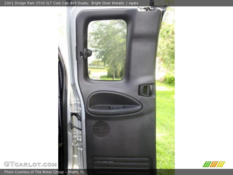 Bright Silver Metallic / Agate 2001 Dodge Ram 3500 SLT Club Cab 4x4 Dually