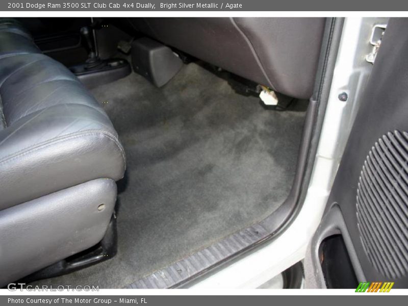 Bright Silver Metallic / Agate 2001 Dodge Ram 3500 SLT Club Cab 4x4 Dually