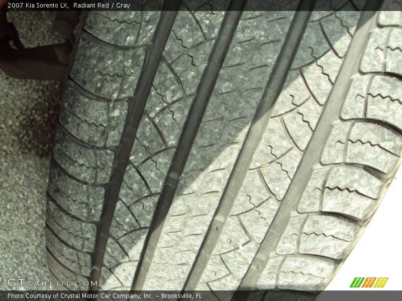 Radiant Red / Gray 2007 Kia Sorento LX