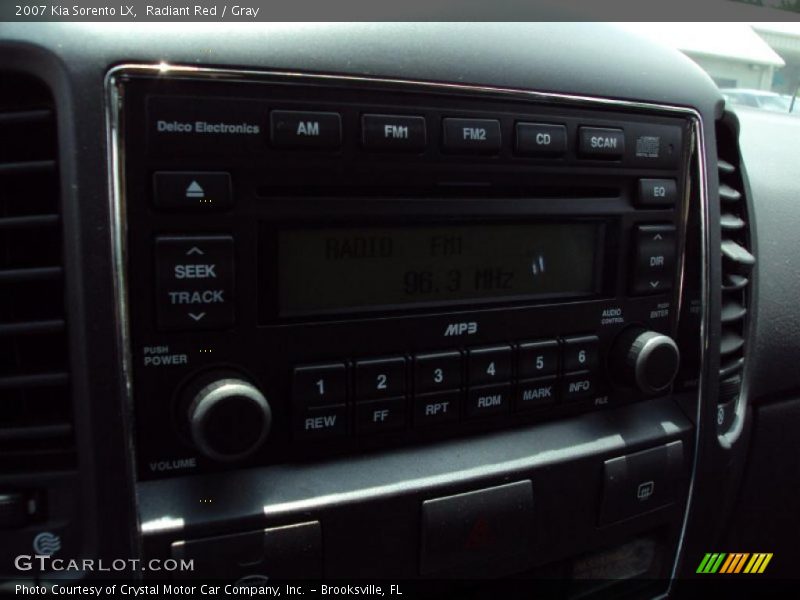 Radiant Red / Gray 2007 Kia Sorento LX