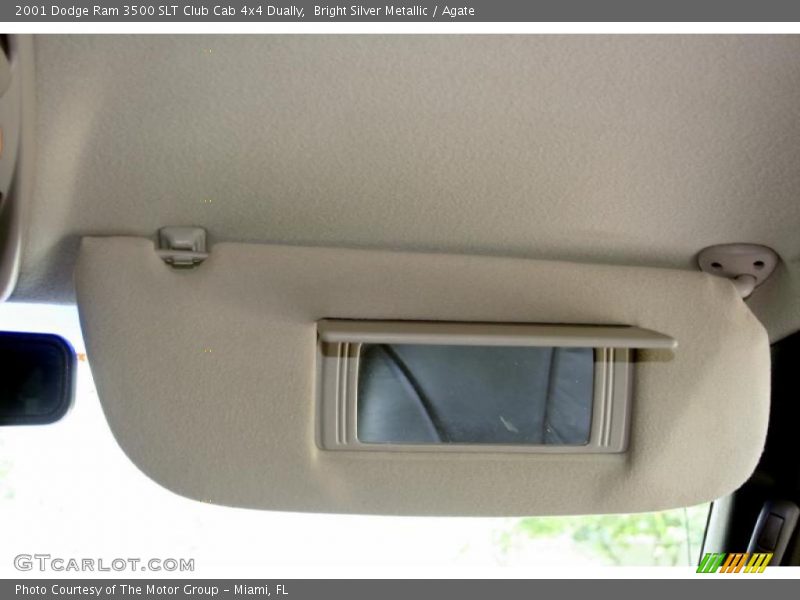 Bright Silver Metallic / Agate 2001 Dodge Ram 3500 SLT Club Cab 4x4 Dually