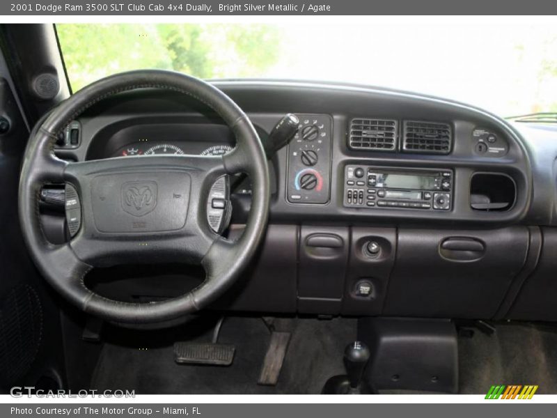 Bright Silver Metallic / Agate 2001 Dodge Ram 3500 SLT Club Cab 4x4 Dually
