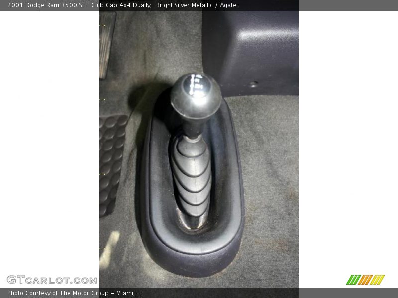 Bright Silver Metallic / Agate 2001 Dodge Ram 3500 SLT Club Cab 4x4 Dually