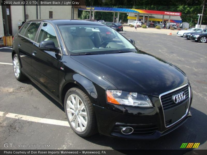 Front 3/4 View of 2010 A3 2.0 TDI