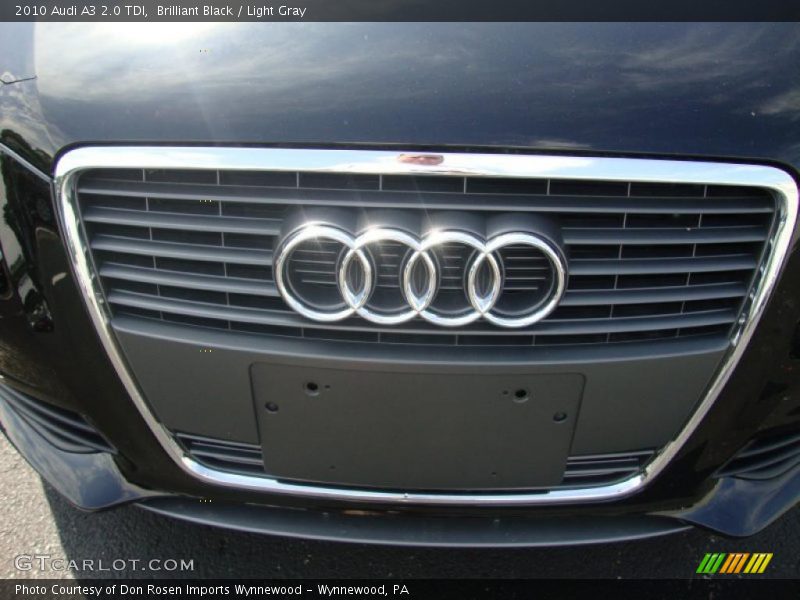 Brilliant Black / Light Gray 2010 Audi A3 2.0 TDI
