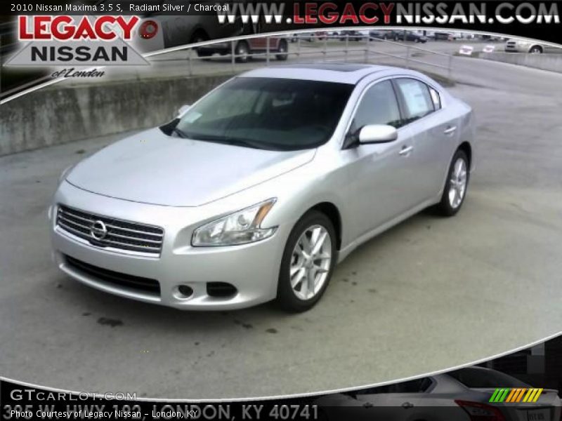 Radiant Silver / Charcoal 2010 Nissan Maxima 3.5 S