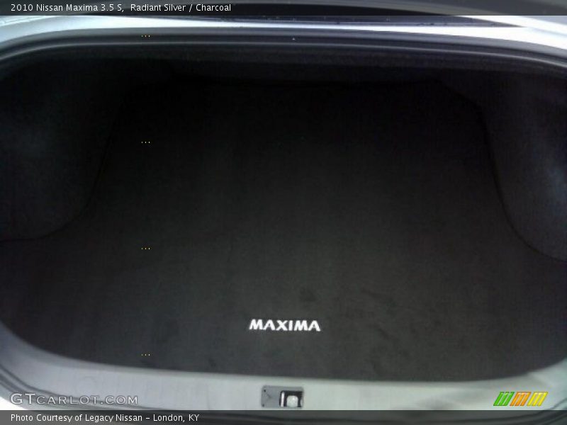 Radiant Silver / Charcoal 2010 Nissan Maxima 3.5 S