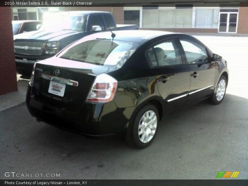 Super Black / Charcoal 2010 Nissan Sentra 2.0