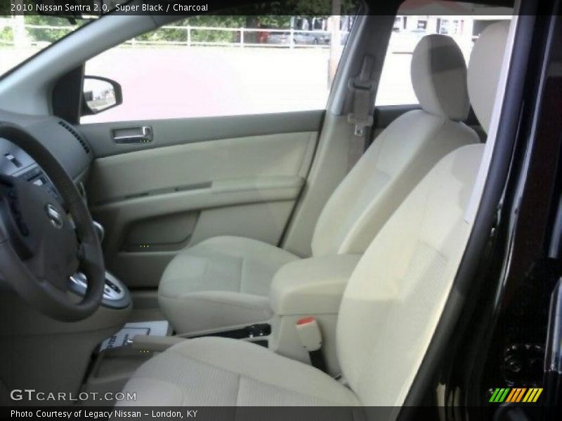 Super Black / Charcoal 2010 Nissan Sentra 2.0