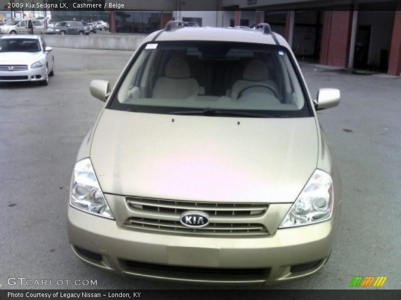 Cashmere / Beige 2009 Kia Sedona LX