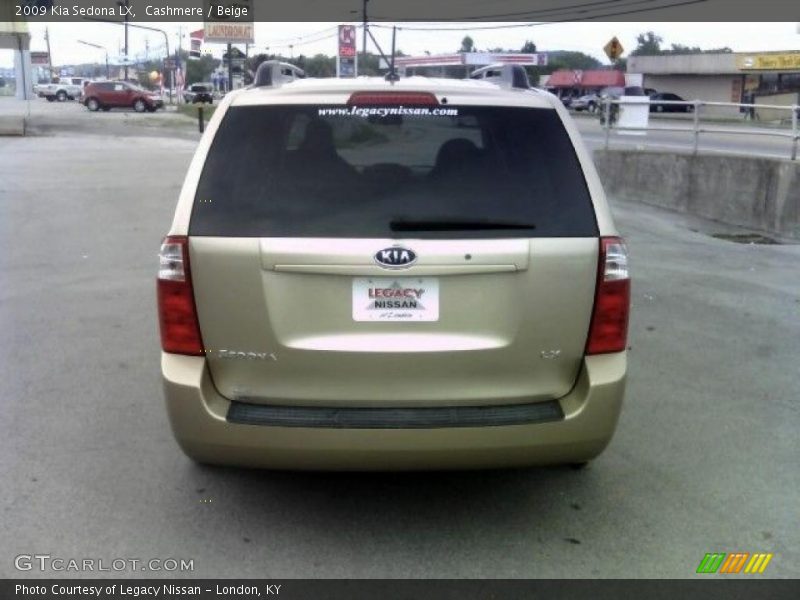 Cashmere / Beige 2009 Kia Sedona LX
