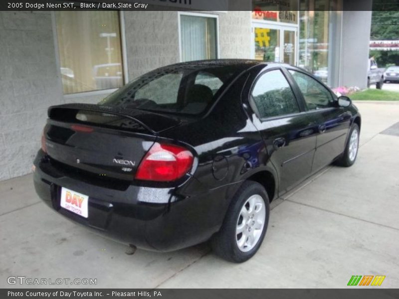Black / Dark Slate Gray 2005 Dodge Neon SXT