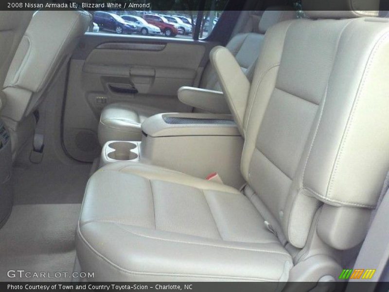 Blizzard White / Almond 2008 Nissan Armada LE