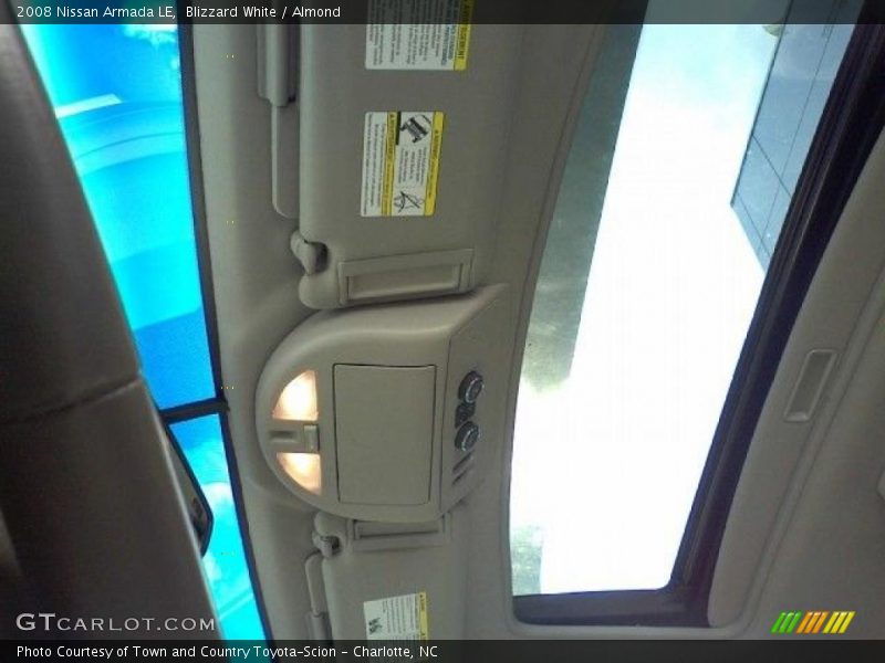 Blizzard White / Almond 2008 Nissan Armada LE