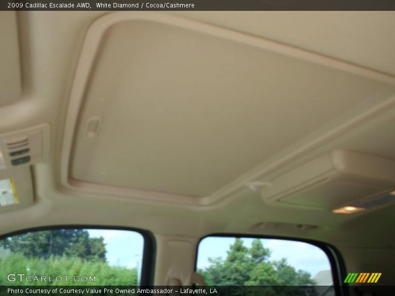 White Diamond / Cocoa/Cashmere 2009 Cadillac Escalade AWD