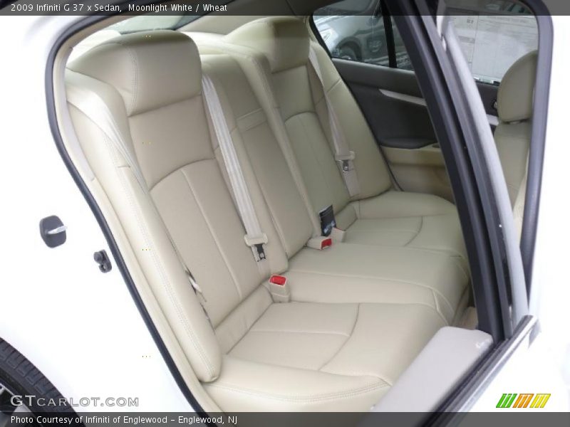 Moonlight White / Wheat 2009 Infiniti G 37 x Sedan