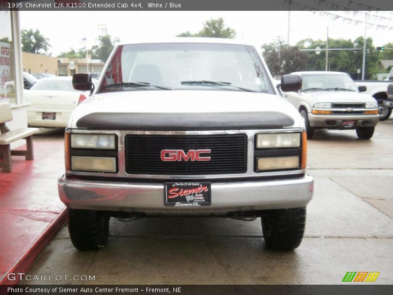 White / Blue 1995 Chevrolet C/K K1500 Extended Cab 4x4