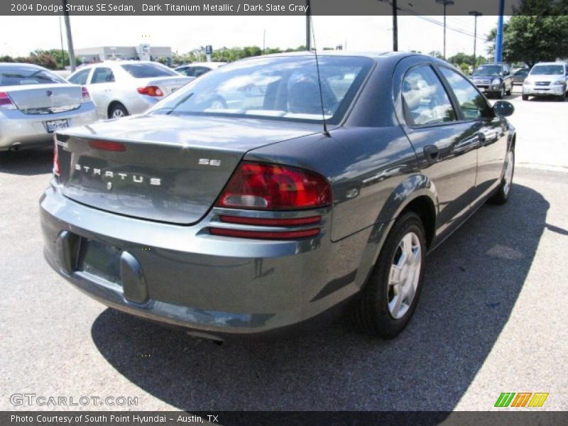 Dark Titanium Metallic / Dark Slate Gray 2004 Dodge Stratus SE Sedan