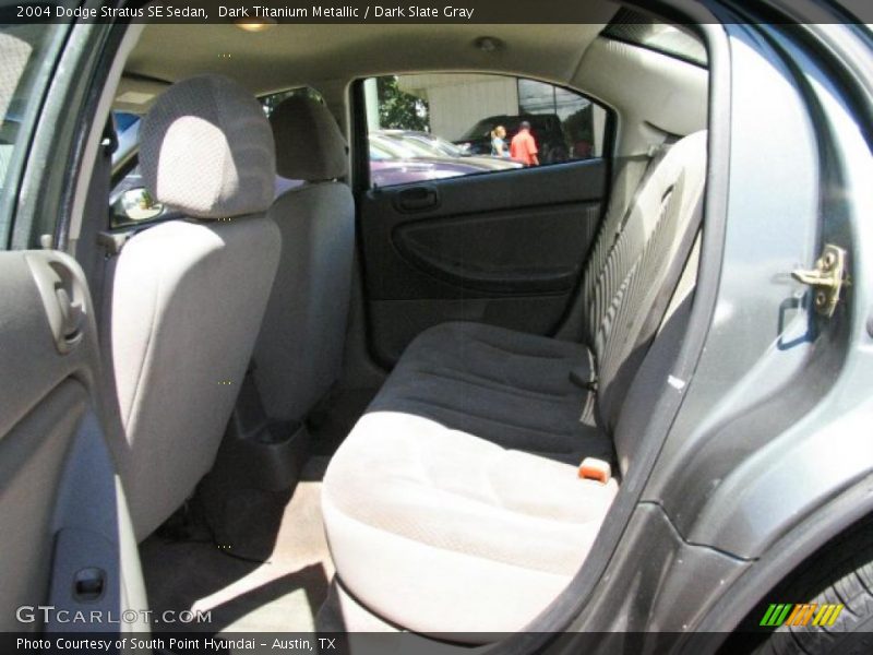 Dark Titanium Metallic / Dark Slate Gray 2004 Dodge Stratus SE Sedan