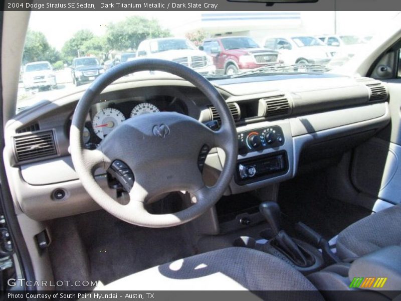 Dark Titanium Metallic / Dark Slate Gray 2004 Dodge Stratus SE Sedan