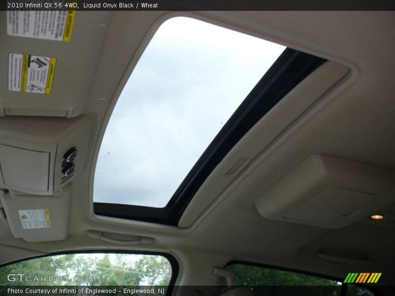 Sunroof of 2010 QX 56 4WD