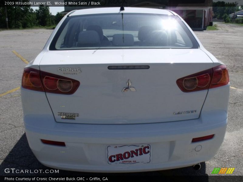Wicked White Satin / Black 2009 Mitsubishi Lancer ES