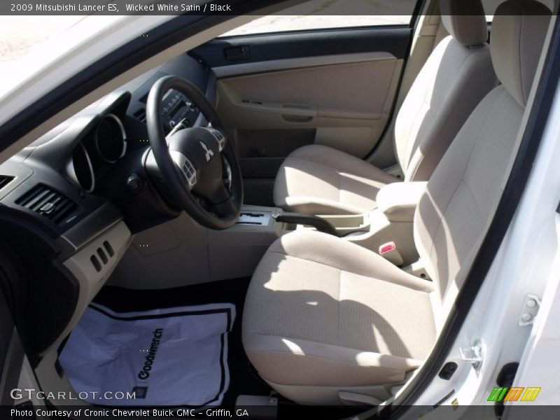 Wicked White Satin / Black 2009 Mitsubishi Lancer ES