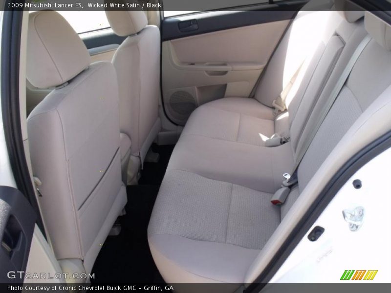 Wicked White Satin / Black 2009 Mitsubishi Lancer ES