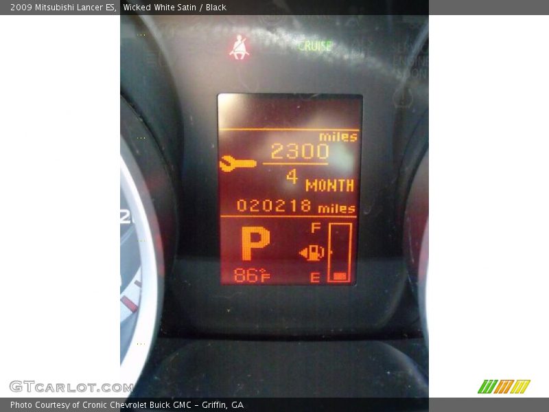 Wicked White Satin / Black 2009 Mitsubishi Lancer ES