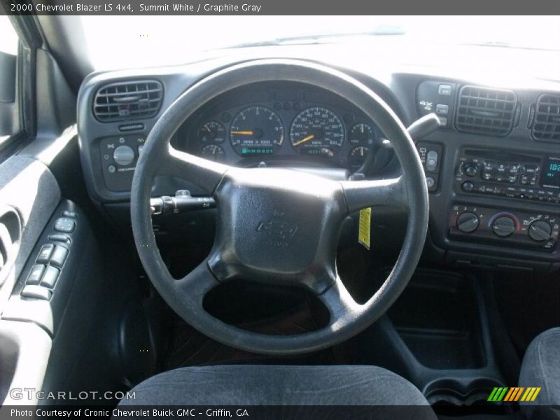 Summit White / Graphite Gray 2000 Chevrolet Blazer LS 4x4