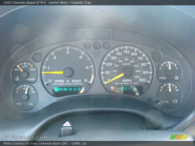 Summit White / Graphite Gray 2000 Chevrolet Blazer LS 4x4