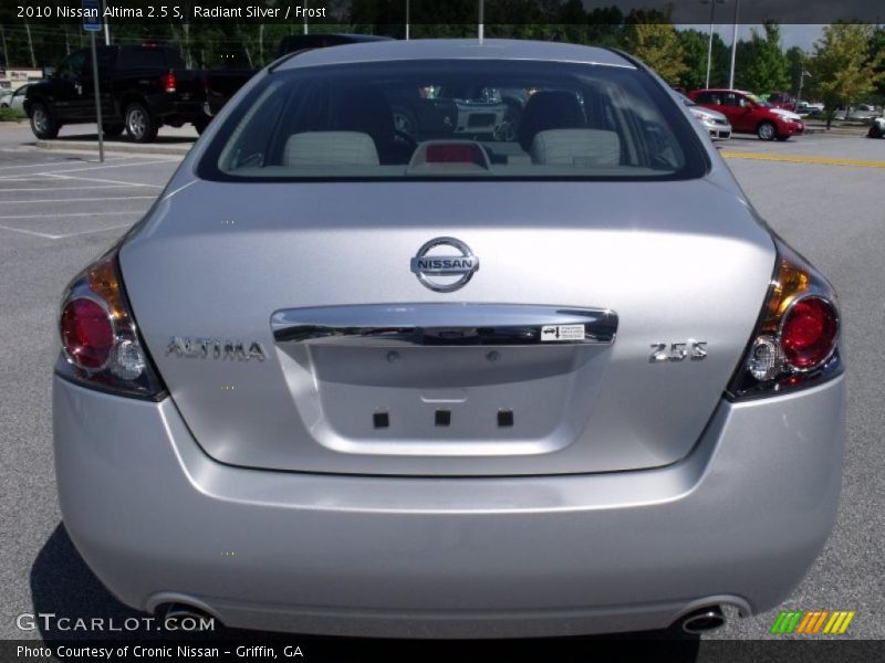 Radiant Silver / Frost 2010 Nissan Altima 2.5 S