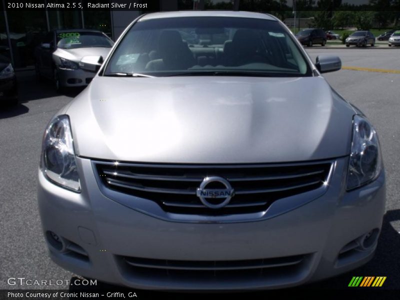 Radiant Silver / Frost 2010 Nissan Altima 2.5 S